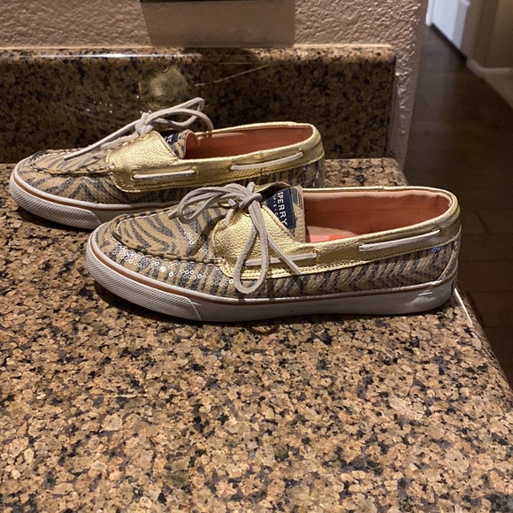 Sperry Top-Siders. Zebra and clear sequence fir a shimmer look. Size 7.5. Clean - Picture 10 of 10